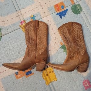Western/ Cowboy boots